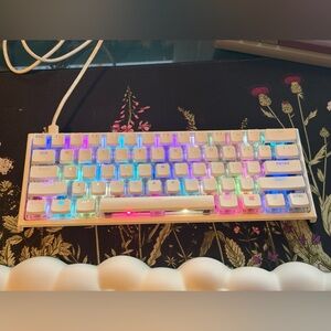 Ducky ONE 2 V2 Mechanical Keyboard with RGB Light with replacement key caps